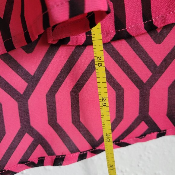 Signature Studio Top - Picture 8 of 9